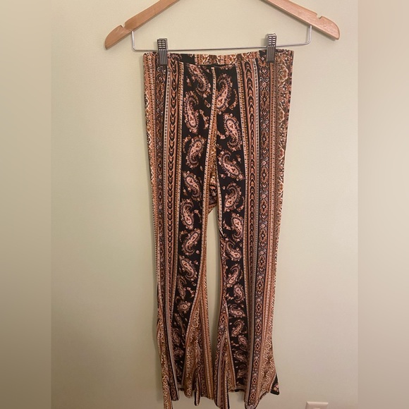 Boho Bells🌻 - Picture 1 of 4